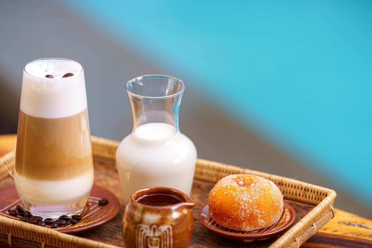 Shintana Saya La Maison Сіємреап Екстер'єр фото Latte macchiato