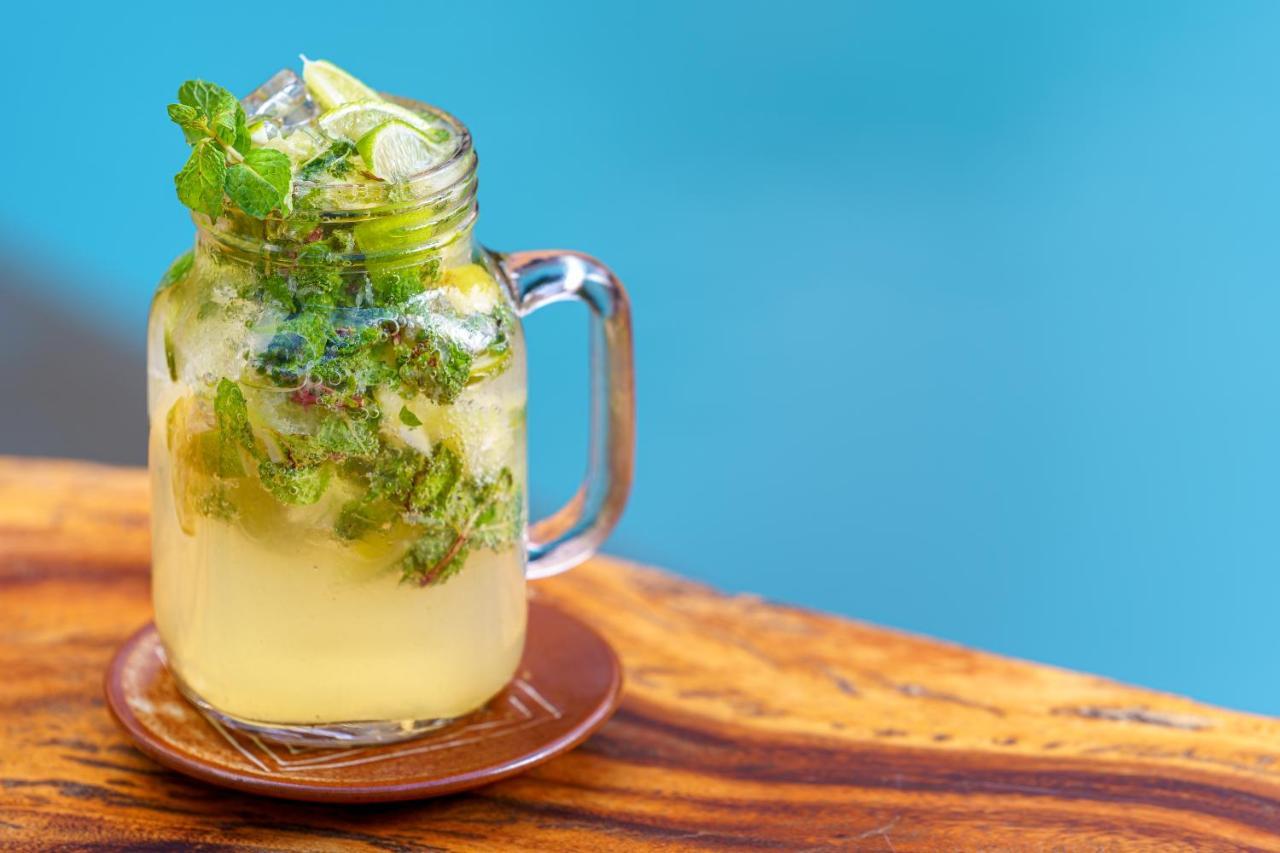 Shintana Saya La Maison Сіємреап Екстер'єр фото A mojito