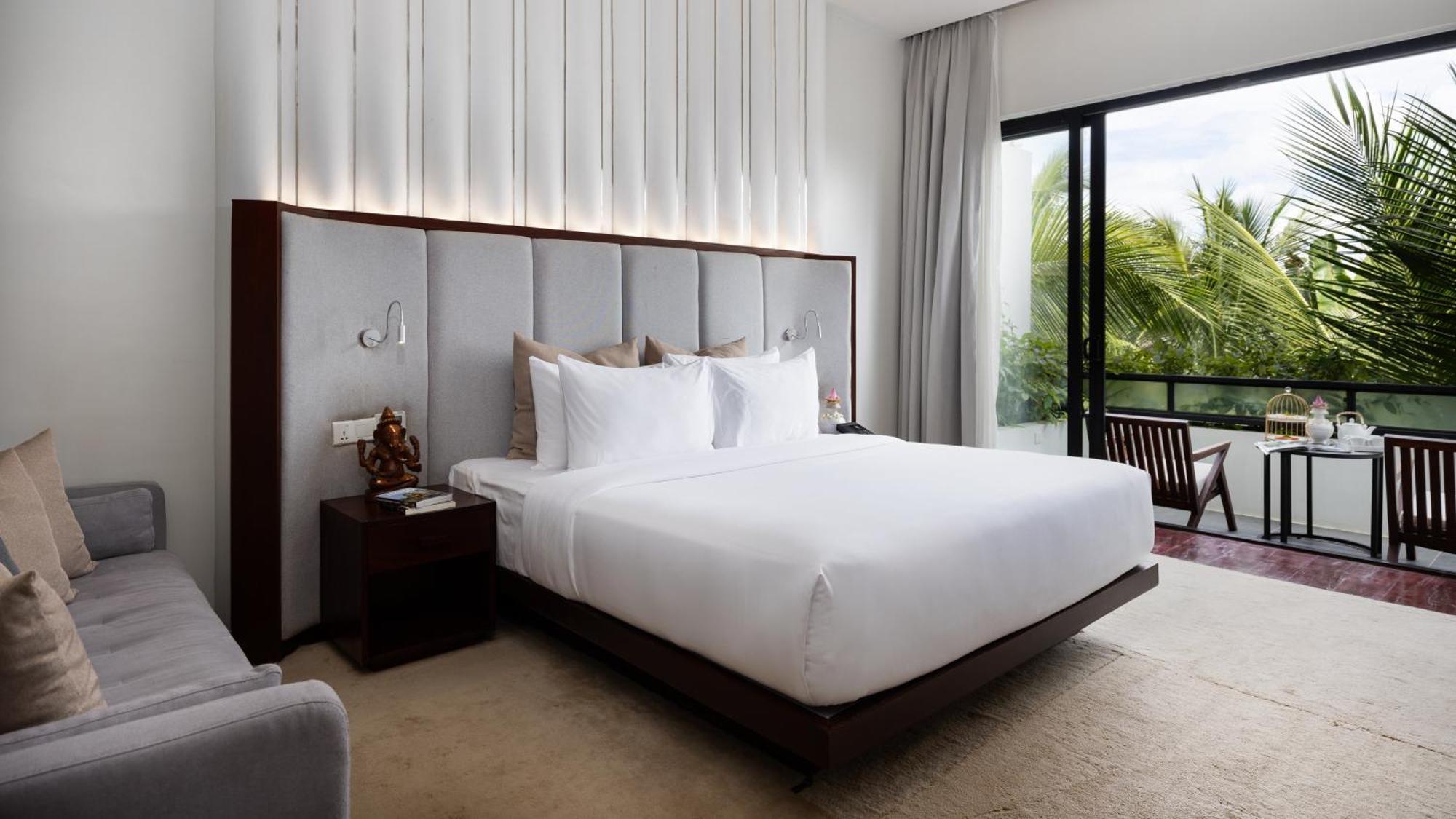 Shintana Saya La Maison Сіємреап Екстер'єр фото Deluxe Room